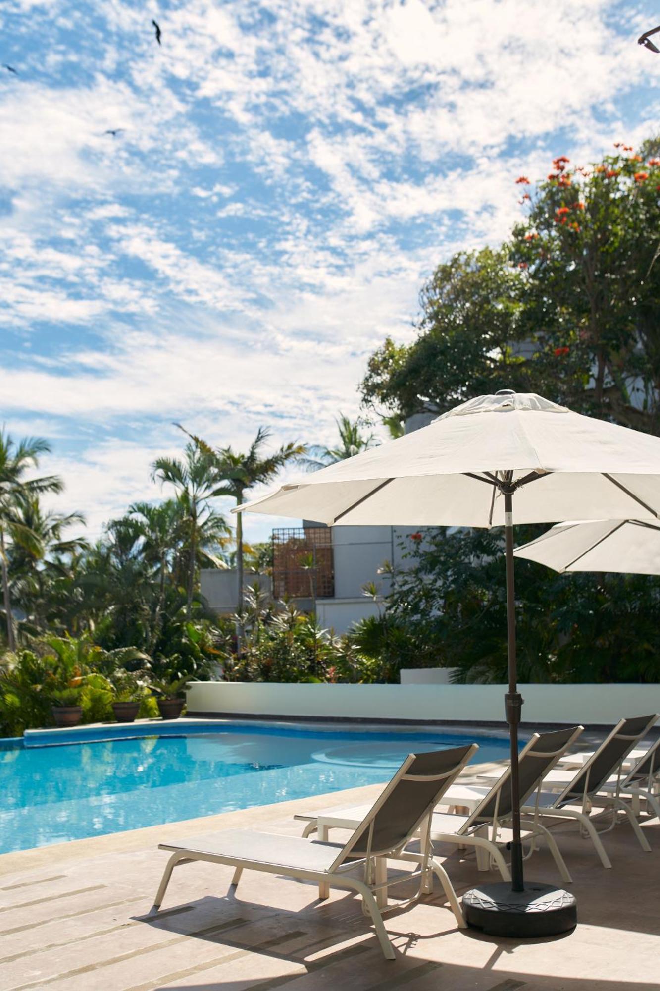 Ysuri Sayulita - Beachfront Hotel Buitenkant foto